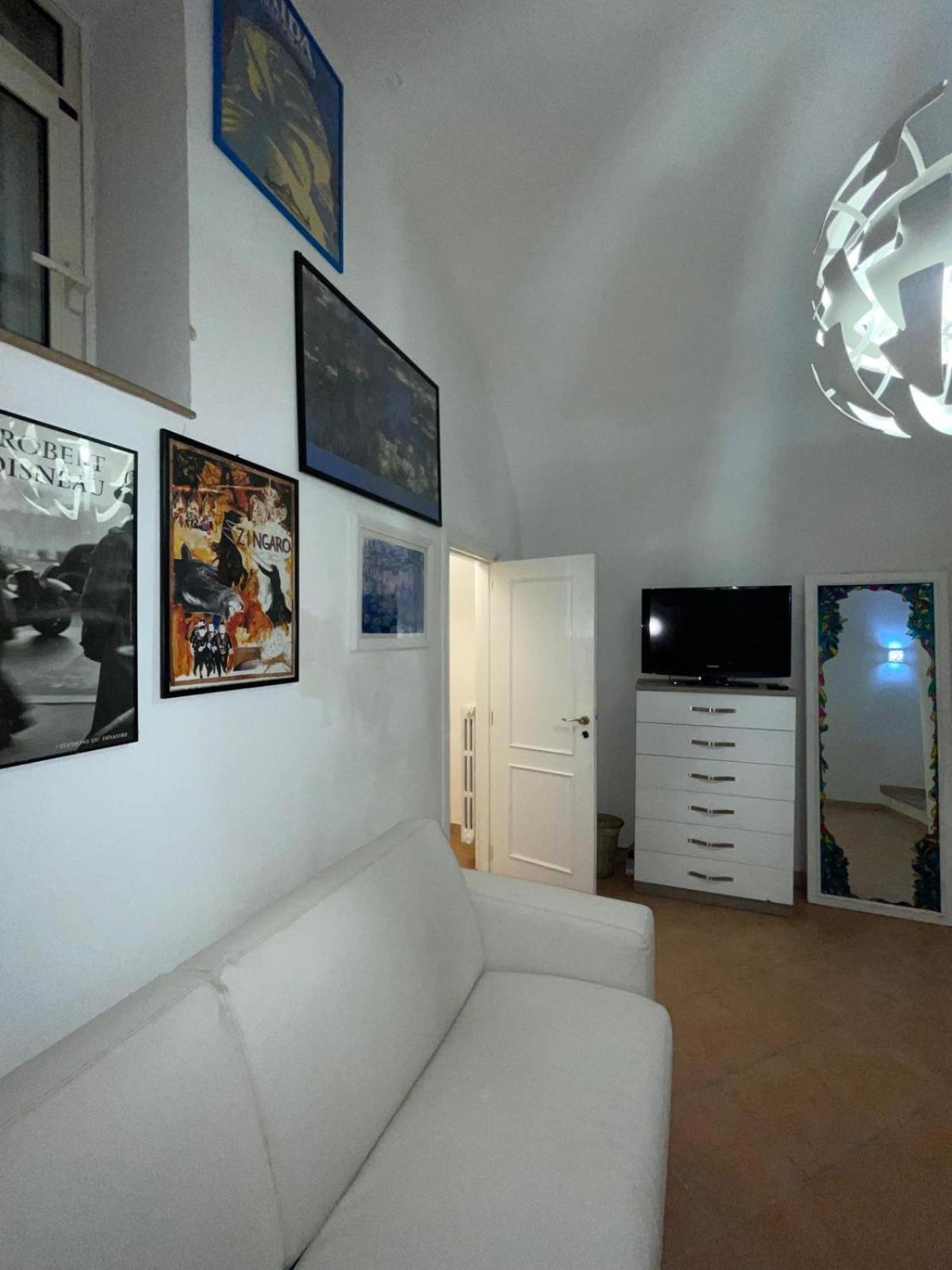 Appartamento Buenacasa บารี ภายนอก รูปภาพ